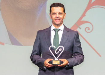 Dr. Diego Benítez Pareja , Premio Doctor Ángel Villamor como Referente en Medicina del Dolor