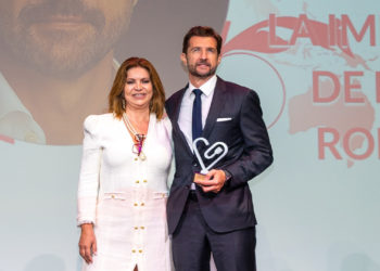 Dr. Miguel Sánchez Encinas, Premio de Honor por el Desarrollo y la Implantación de la Cirugía Robótica en España